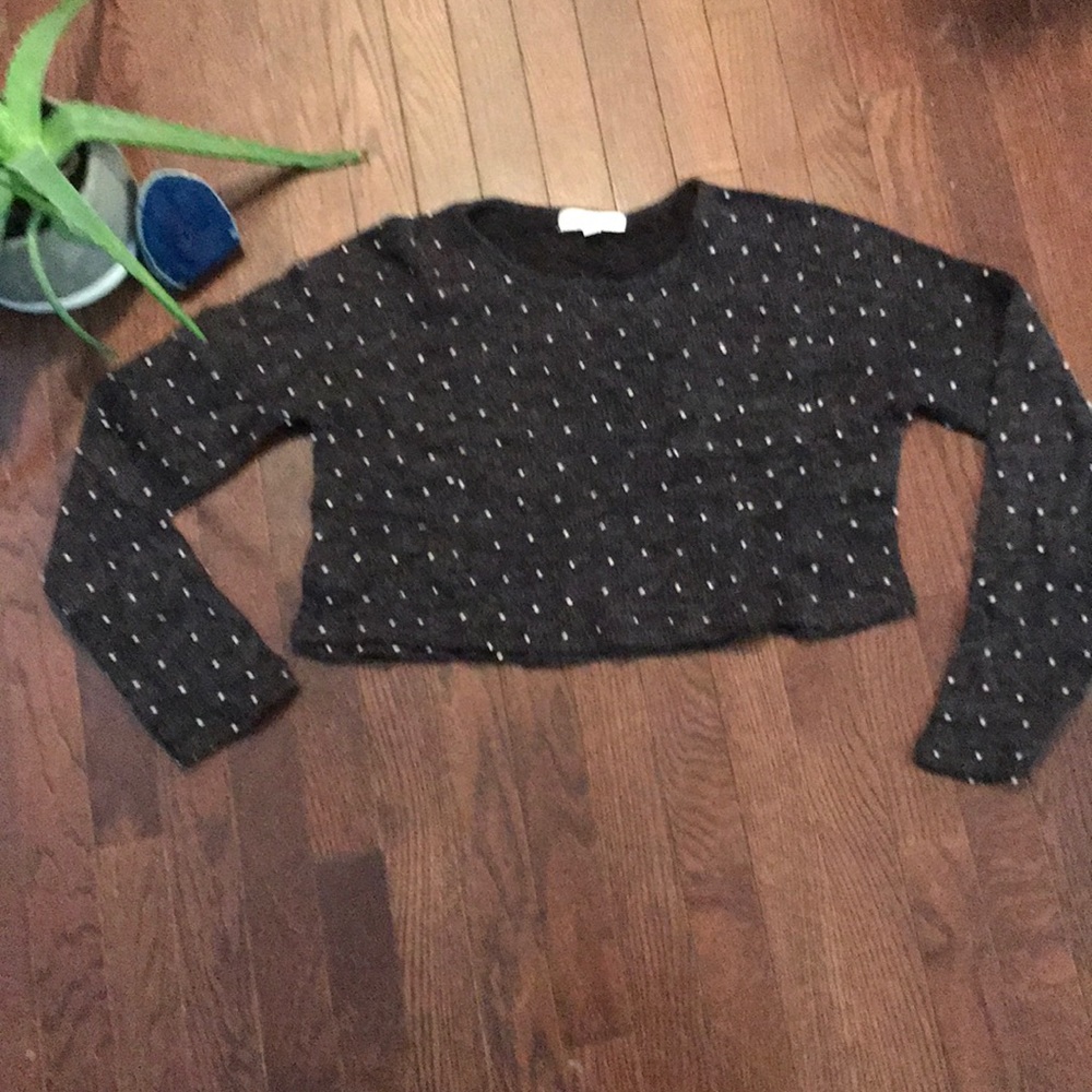 Crop sweater